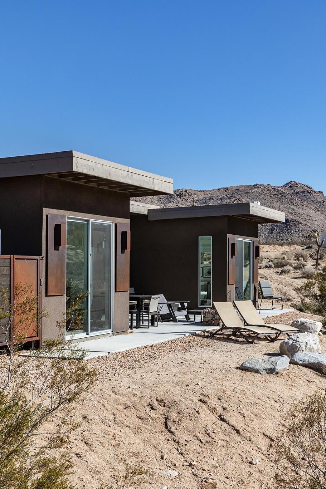 Shelter 2 L A Classic At Joshua Tree Park Entrance Exterior foto